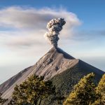 El Acatenango es un desafío para los amantes de los volcanes que lo escalan en 8 horas