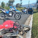 Dejan abandonada una moto y se internan a un barranco, pero son capturados tras cometer un homicidio