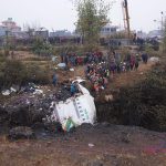 Nepal llora a sus víctimas: Videos muestran el momento en el que avión se estrella con 72 pasajeros a bordo