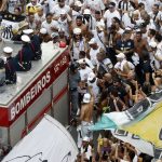 Pelé: las emotivas imágenes de la multitudinaria despedida a O Rei en la ciudad que lo vio triunfar