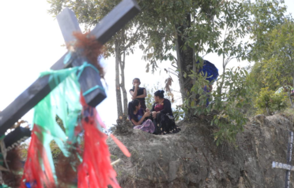 TUMBAS CON DAÑOS EN CHINAUTLA