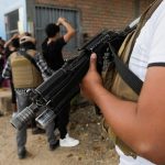 El “efecto Bukele”: el controvertido estado de excepción vigente en Honduras para luchar contra la delincuencia (y cómo influye la situación en El Salvador)