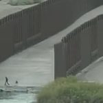 VIDEO: El momento en que un coyote abandona a un niño guatemalteco de un año a orillas del río Colorado