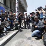 Periodistas, activistas y colectivos protestan contra fallo que da luz verde para investigar a periodistas