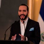 El Salvador y la megacárcel: Organización señala que Gobierno de Bukele “esconde negociaciones” con pandillas