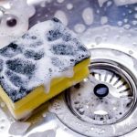 4 cosas que quizás no limpias en tu casa (y por qué tal vez deberías comenzar a hacerlo)