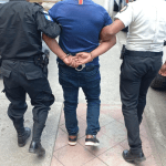 Discusión termina en tragedia: capturan a hombre señalado de haber atacado a balazos a su conviviente