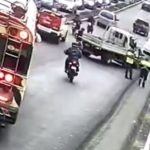 Video: la riña entre agentes de la PMT de Fraijanes y ocupantes de un camión (y cuál es la versión de la comuna)