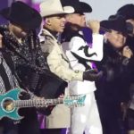 El video en donde el cantante de Grupo Firme se accidenta con un machete en pleno concierto