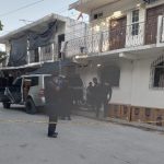 Viajaban en camionetas agrícolas: supuestos contrabandistas atacan puesto de control fronterizo con Belice