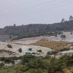 Tormenta sorprende a huehuetecos y granizo cubre campos
