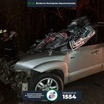 Cuerpos rescatados con equipo hidráulico: Vehículo choca con tráiler en ruta a San Marcos