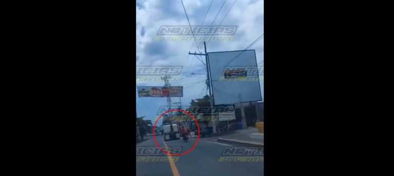 Video: Presunto ladrón es sometido por ocupantes de un vehículo en Puerto San José