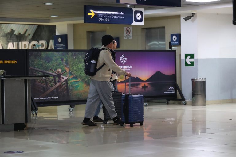 aeropuerto La Aurora