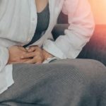 La desconocida enfermedad intestinal que afecta con más frecuencia a las mujeres