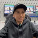 La condición extremadamente rara por la que un joven de 23 años parece de 13