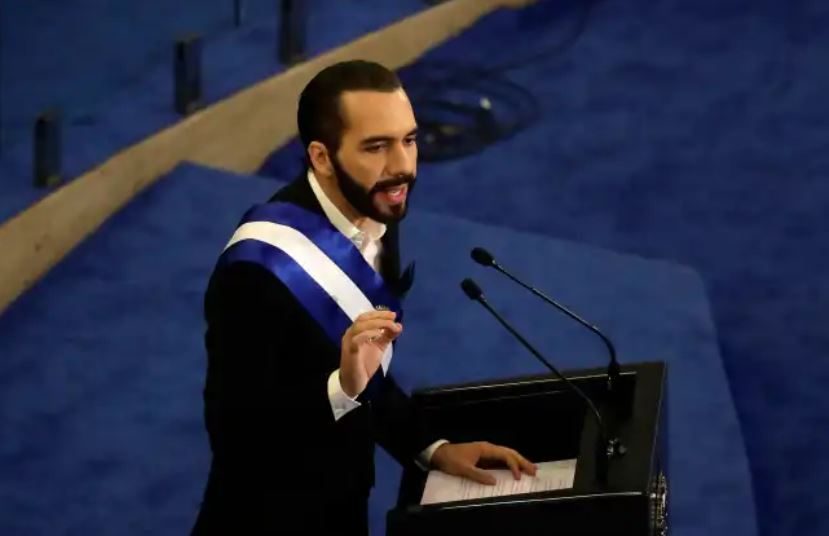 Nayib Bukele declara la guerra contra la corrupción