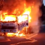 Camión se incendia cuando transitaba en km 32 de la ruta Interamericana, San Bartolomé Milpas Altas