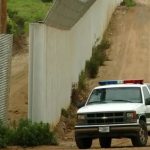 Deshidratación y problemas renales: Las condiciones en las que fueron rescatados migrantes guatemaltecos en Texas