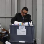 JED llevan a cabo audiencias de revisión de actas electorales entre posturas distintas de partidos políticos y protestas