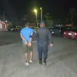 Hombre es detenido en Río Dulce, Lívingston, Izabal, sindicado de la muerte de su esposa (y esta es su versión del incidente)
