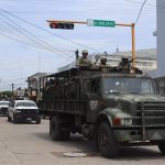 México despliega 300 militares más en la frontera con Guatemala para frenar al crimen organizado