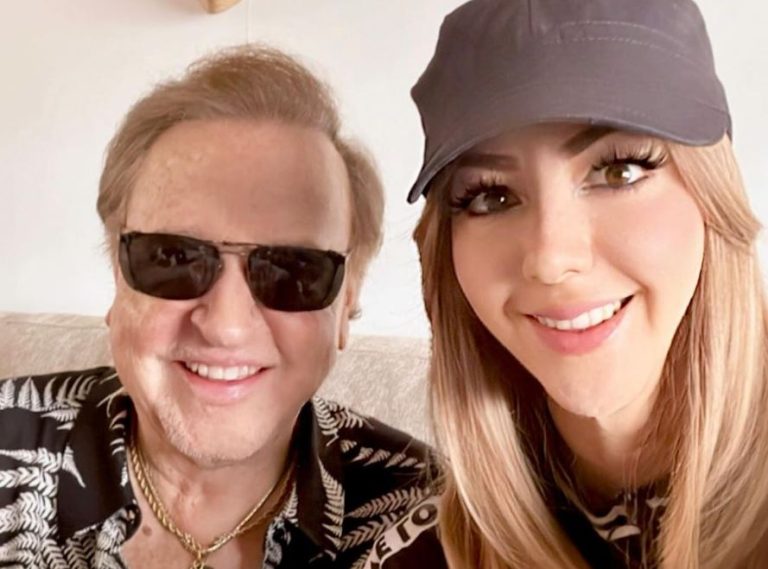 Carlos Villagrán y su hija