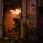 IMÁGENES: Bodega de productos de plástico se incendia en la zona 1 capitalina