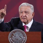 López Obrador cuestiona versión de que el Cártel de Sinaloa estuvo involucrado en el asesinato de Fernando Villavicencio