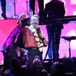 Los videos que aparentemente muestran cómo Luis Miguel hizo playback en uno de sus conciertos