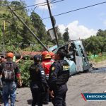 Tránsito en la Villalobos y el Pacífico es complicado por accidente de un tráiler volcado