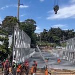 Ejército informa qué porcentaje de avance lleva el puente modular que instalan en el hundimiento del km 17.5 en Villa Nueva