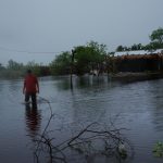 Tormenta Harold toca tierra en el sur de Texas y sus lluvias afectan también al noreste de México