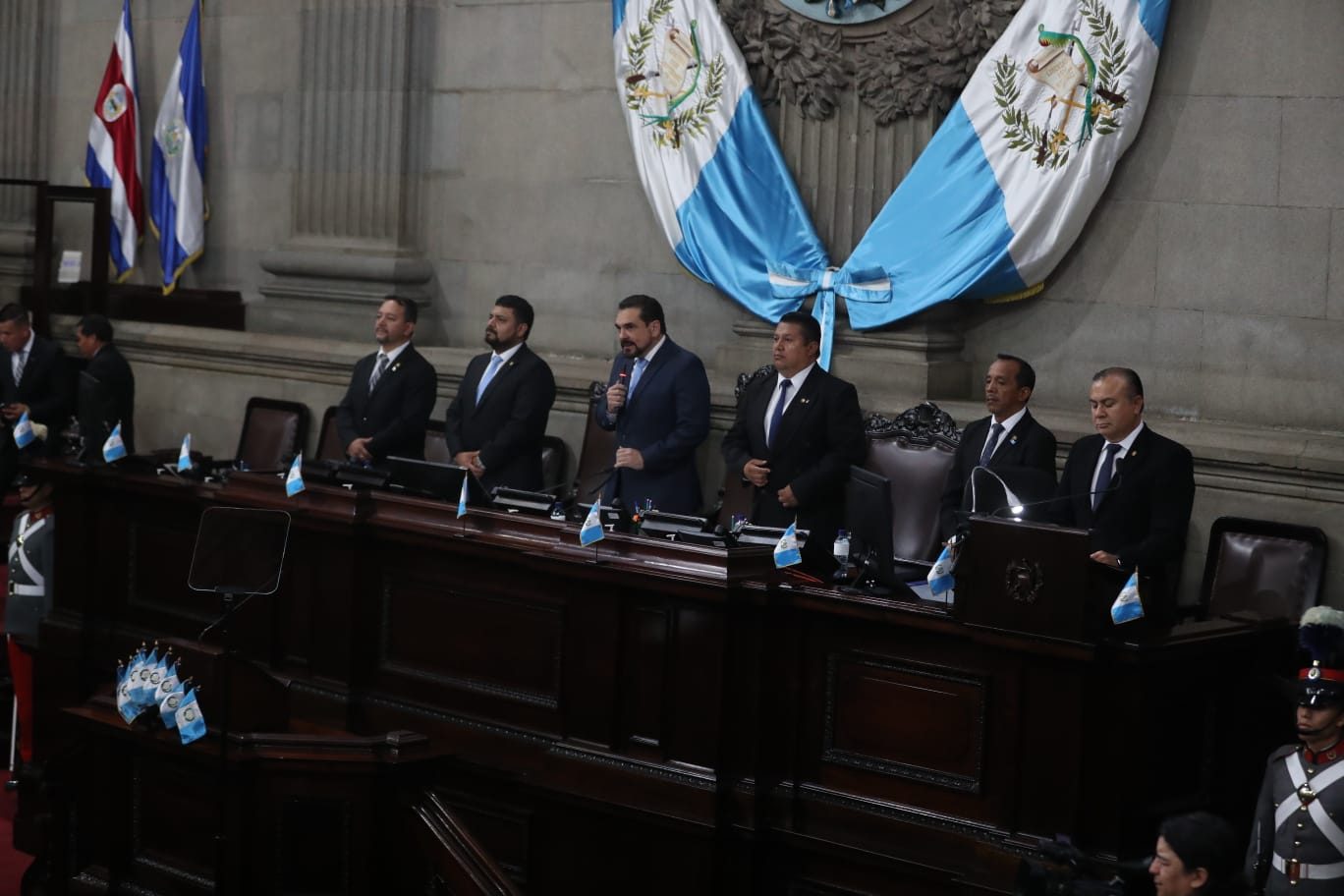 Congreso conmemora los 202 años de independencia de Guatemala sin ...