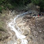 Qué fue lo que provocó la correntada que arrasó seis viviendas bajo el puente El Naranjo