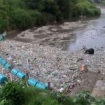 Otras 140 toneladas: El video de The Ocean Cleanup que muestra cómo se acumula la basura en el río Las Vacas