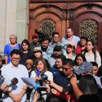 Vicepresidenta electa llama a defender la democracia y a manifestaciones pacificas