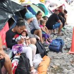 Migrantes venezolanos permanecen en Esquipulas, Chiquimula y piden a las autoridades guatemaltecas un permiso para atravesar el país