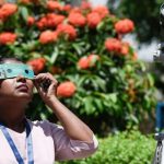 Cómo ver y fotografiar de forma segura el eclipse de “Anillo de fuego” de este 14 de octubre