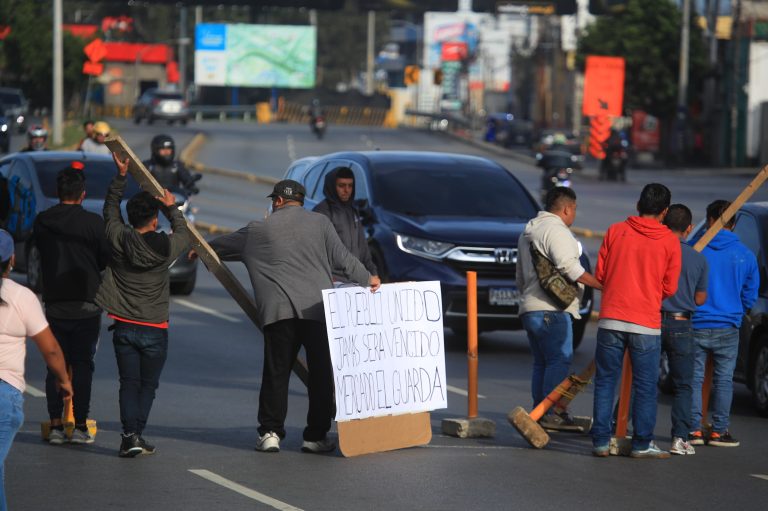Bloqueos en Guatemala: estos son los puntos cerrados en el área metropolitana este 11 de octubre