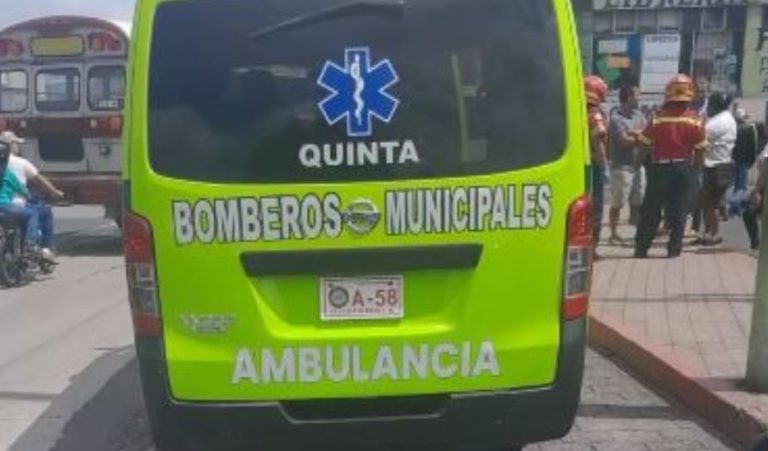 DECESO EN UN CARRO EN LA AVENIDA BOLÍVAR