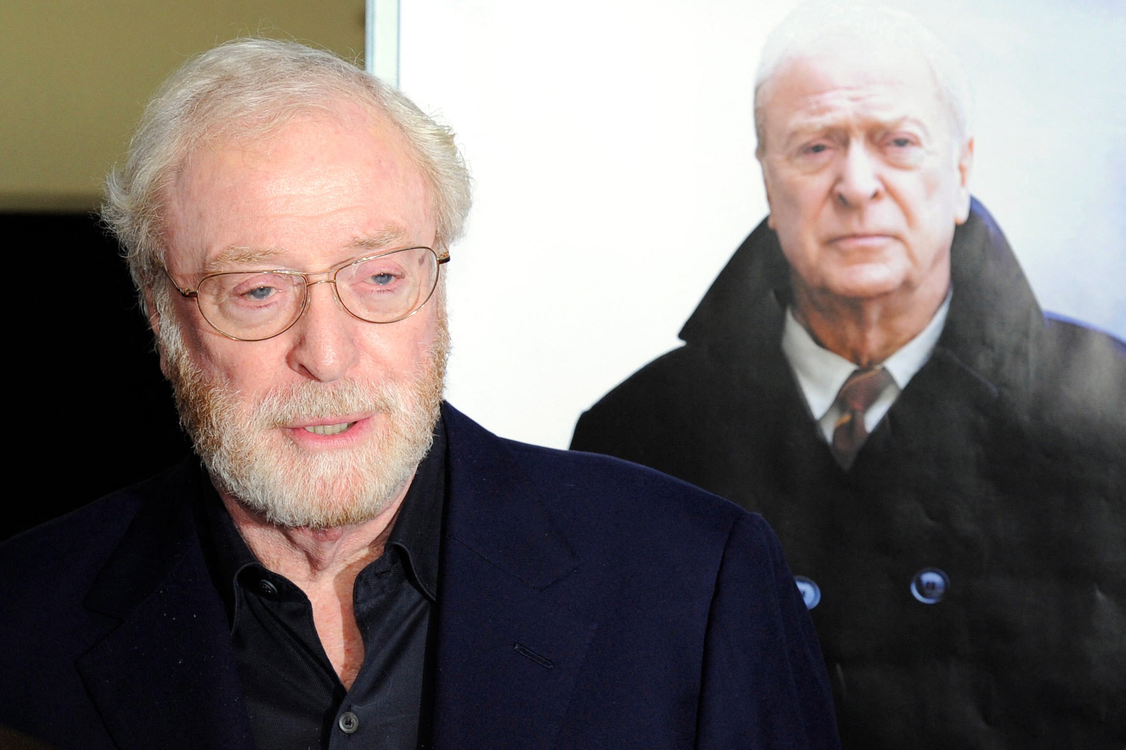 El legendario actor Michael Caine se retira tras 70 años de carrera