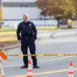 Cientos de policías buscan a Robert Card, principal sospechoso de la masacre de 20 personas en Maine, EE. UU.