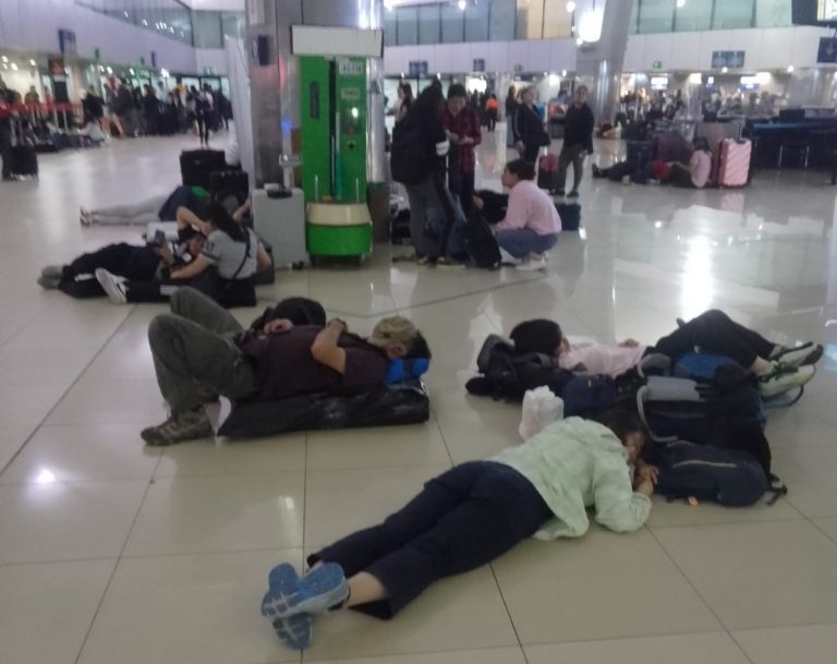 Situación en el Aeropuerto Internacional La Aurora