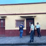 Capturan a dos hombres que usaban redes sociales para pedirle fotos con contenido sexual a  menor de edad