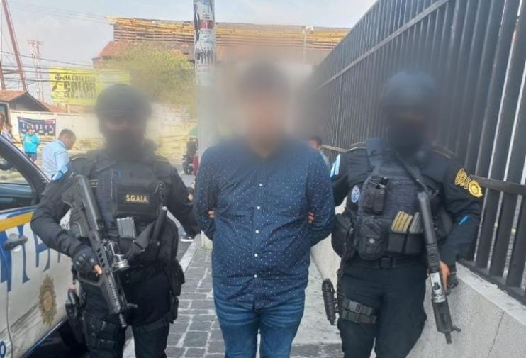 Traficaban con fentanilo: guatemalteco y mexicano son extraditados a Estados Unidos