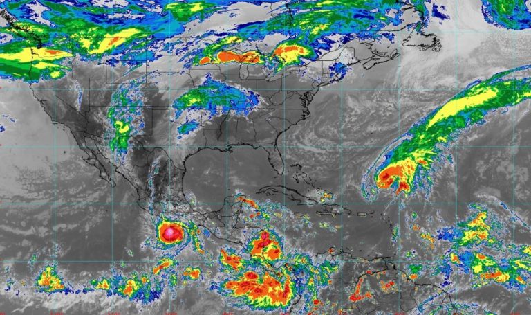 Otis se convierte en huracán y activa alerta por fuertes lluvias: estos serán las regiones más afectadas