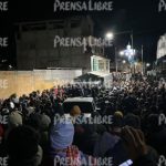 Pobladores liberan a soldados que estaban retenidos en comunidad de Totonicapán y los acompañan hasta su destacamento militar