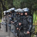 La Policía y el Ejército despliegan más de mil efectivos para retomar planta de agua, la cual ya había sido desalojada