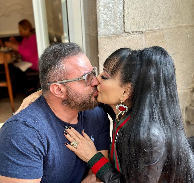 Maribel Guardia comparte foto con su esposo y prueba que su relación continúa